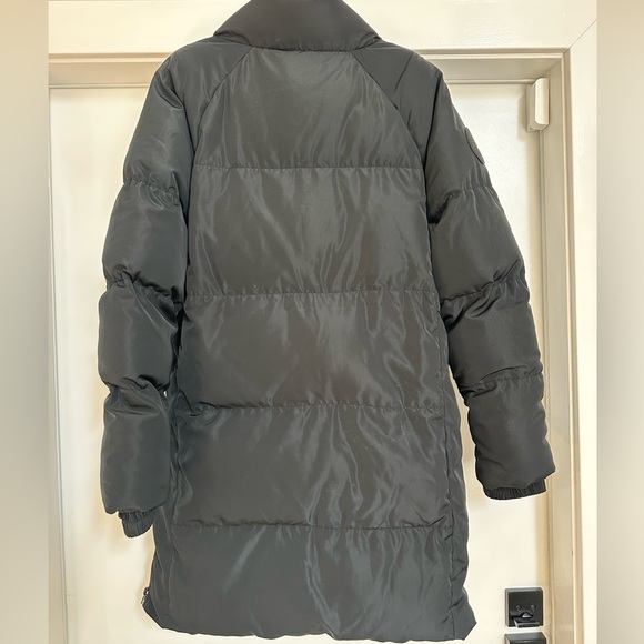 Fabletics Storm Jacket II - Picture 12 of 14